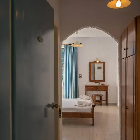 Fevro Hotel